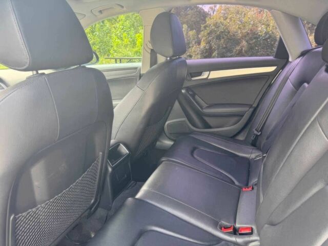 Черный Ауди А4, объемом двигателя 2 л и пробегом 85 тыс. км за 8900 $, фото 12 на Automoto.ua