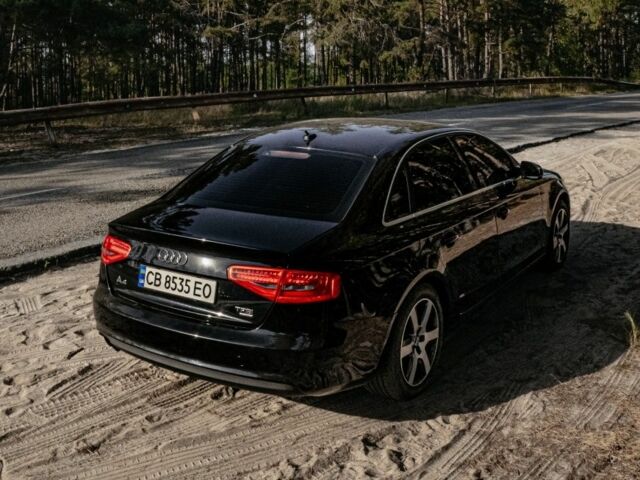 Чорний Ауді А4, об'ємом двигуна 2 л та пробігом 270 тис. км за 12000 $, фото 5 на Automoto.ua
