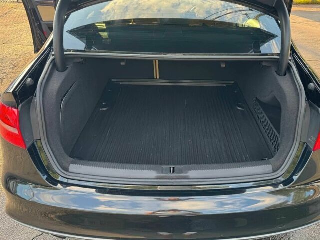 Черный Ауди А4, объемом двигателя 2 л и пробегом 90 тыс. км за 3700 $, фото 6 на Automoto.ua