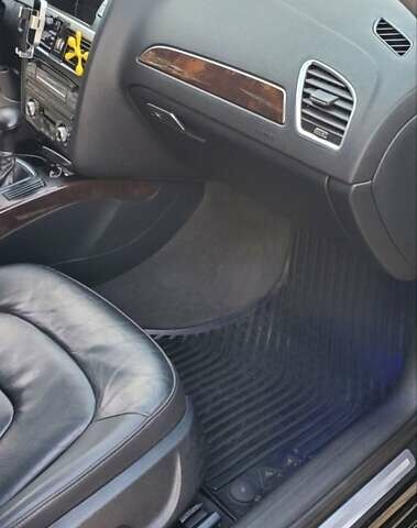 Черный Ауди А4, объемом двигателя 1.98 л и пробегом 126 тыс. км за 16700 $, фото 67 на Automoto.ua