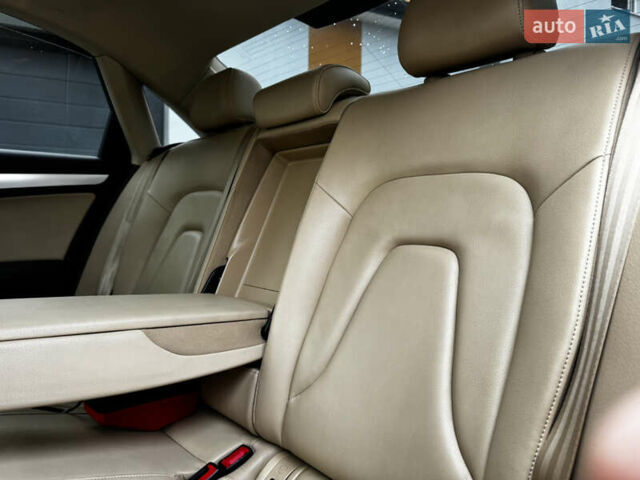 Чорний Ауді А4, об'ємом двигуна 1.98 л та пробігом 215 тис. км за 10999 $, фото 15 на Automoto.ua