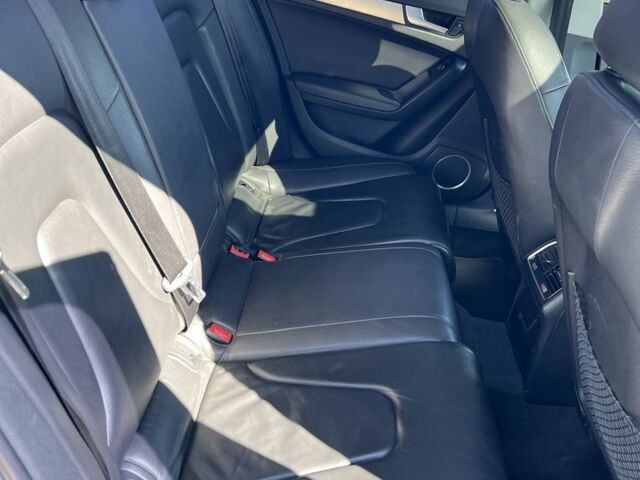 Черный Ауди А4, объемом двигателя 2 л и пробегом 258 тыс. км за 11000 $, фото 4 на Automoto.ua