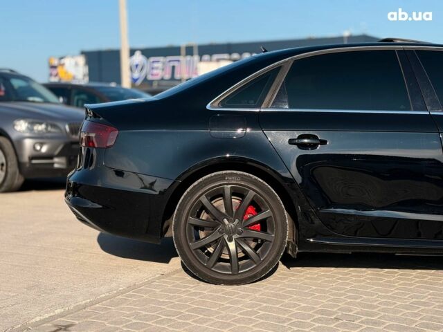 Чорний Ауді А4, об'ємом двигуна 2 л та пробігом 235 тис. км за 11790 $, фото 6 на Automoto.ua