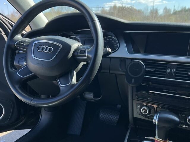 Черный Ауди А4, объемом двигателя 2 л и пробегом 258 тыс. км за 11000 $, фото 21 на Automoto.ua