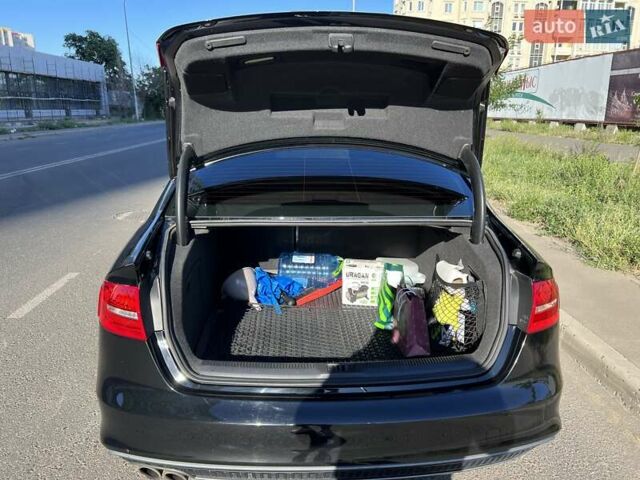 Чорний Ауді А4, об'ємом двигуна 2 л та пробігом 158 тис. км за 13000 $, фото 67 на Automoto.ua