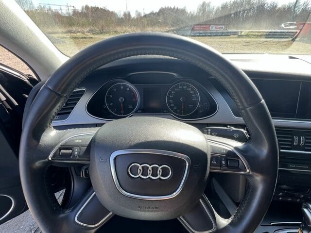 Черный Ауди А4, объемом двигателя 2 л и пробегом 258 тыс. км за 11000 $, фото 10 на Automoto.ua