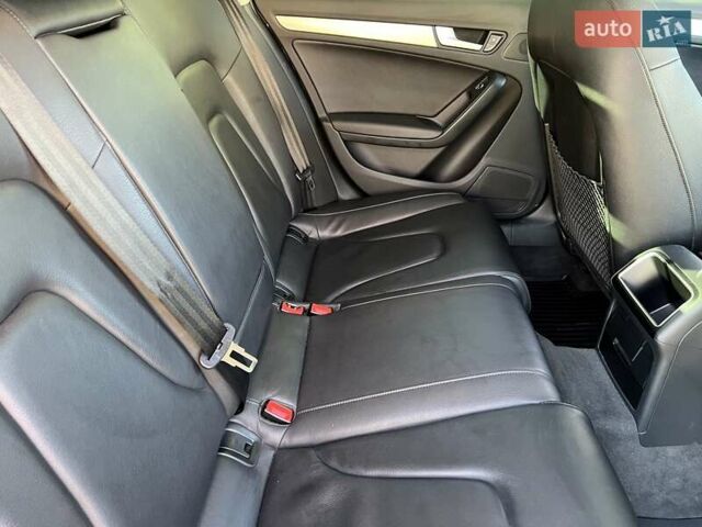 Чорний Ауді А4, об'ємом двигуна 2 л та пробігом 158 тис. км за 13000 $, фото 70 на Automoto.ua