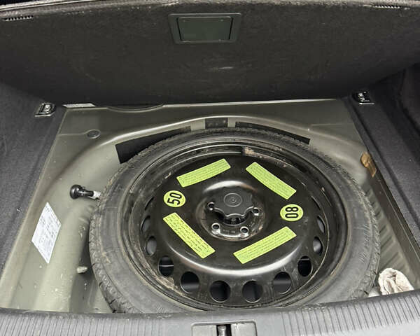 Черный Ауди А4, объемом двигателя 1.98 л и пробегом 256 тыс. км за 10900 $, фото 37 на Automoto.ua