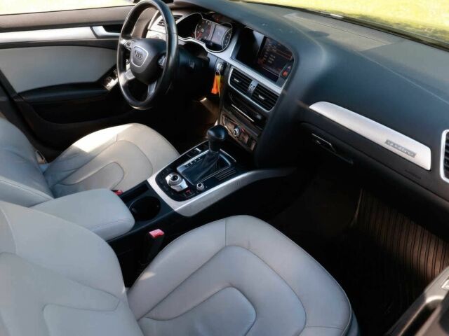Чорний Ауді А4, об'ємом двигуна 2 л та пробігом 83 тис. км за 8000 $, фото 8 на Automoto.ua