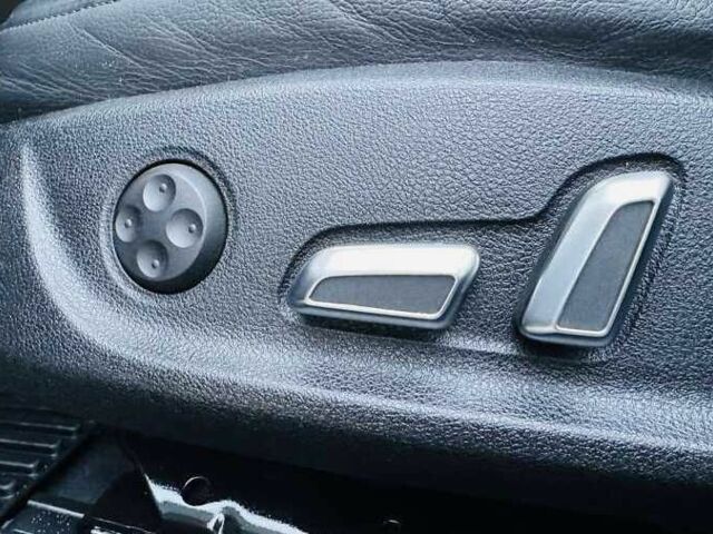 Чорний Ауді А4, об'ємом двигуна 2 л та пробігом 135 тис. км за 10200 $, фото 6 на Automoto.ua