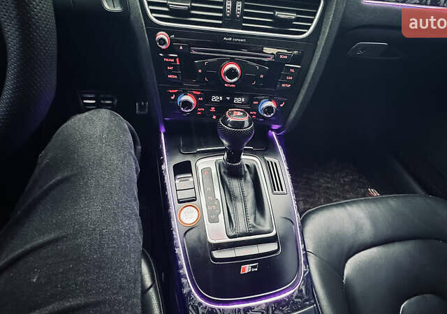Чорний Ауді А4, об'ємом двигуна 1.98 л та пробігом 135 тис. км за 12600 $, фото 11 на Automoto.ua