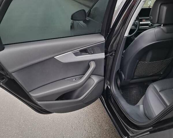 Чорний Ауді А4, об'ємом двигуна 1.98 л та пробігом 119 тис. км за 20200 $, фото 20 на Automoto.ua