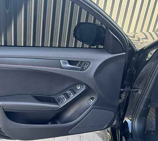 Чорний Ауді А4, об'ємом двигуна 2 л та пробігом 121 тис. км за 10000 $, фото 2 на Automoto.ua