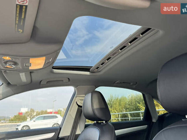 Чорний Ауді А4, об'ємом двигуна 1.98 л та пробігом 110 тис. км за 12200 $, фото 10 на Automoto.ua