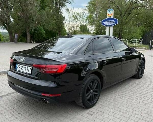 Черный Ауди А4, объемом двигателя 1.98 л и пробегом 140 тыс. км за 16300 $, фото 4 на Automoto.ua