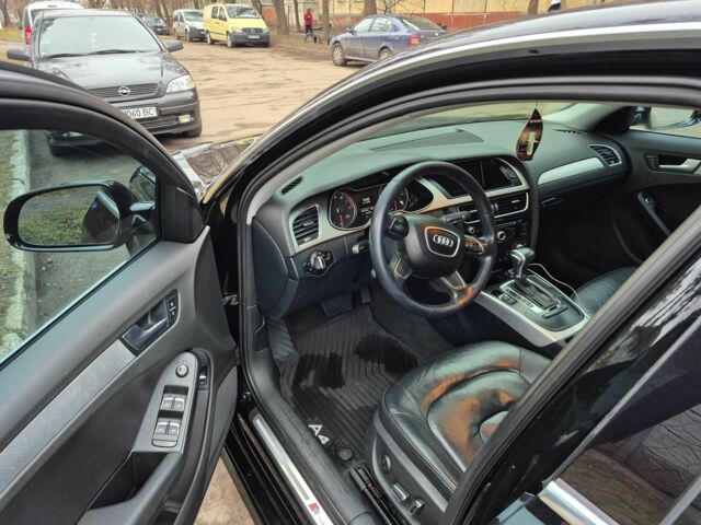 Черный Ауди А4, объемом двигателя 2 л и пробегом 158 тыс. км за 13500 $, фото 4 на Automoto.ua