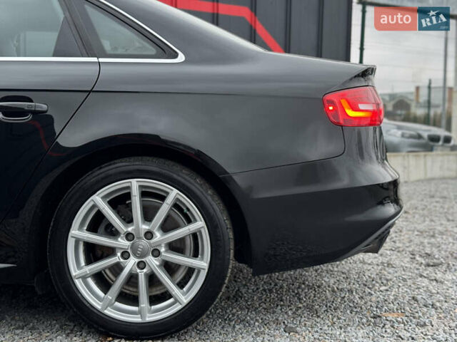 Черный Ауди А4, объемом двигателя 2 л и пробегом 236 тыс. км за 11600 $, фото 13 на Automoto.ua