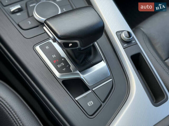 Ауді А4 2015 у Києві на Automoto.ua Чорний Ауді А4, об'ємом двигуна 1.98 л та пробігом 116 тис. км за 17500 $, фото 22 на Automoto.ua