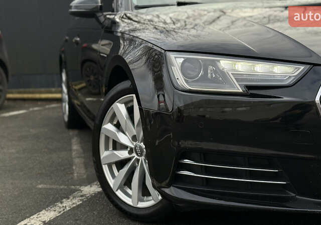 Черный Ауди А4, объемом двигателя 1.98 л и пробегом 143 тыс. км за 17500 $, фото 2 на Automoto.ua