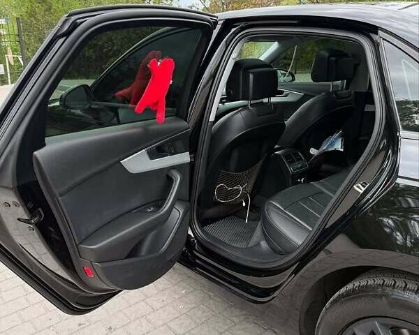 Черный Ауди А4, объемом двигателя 1.98 л и пробегом 140 тыс. км за 16300 $, фото 8 на Automoto.ua