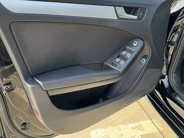 Черный Ауди А4, объемом двигателя 2 л и пробегом 110 тыс. км за 10200 $, фото 5 на Automoto.ua