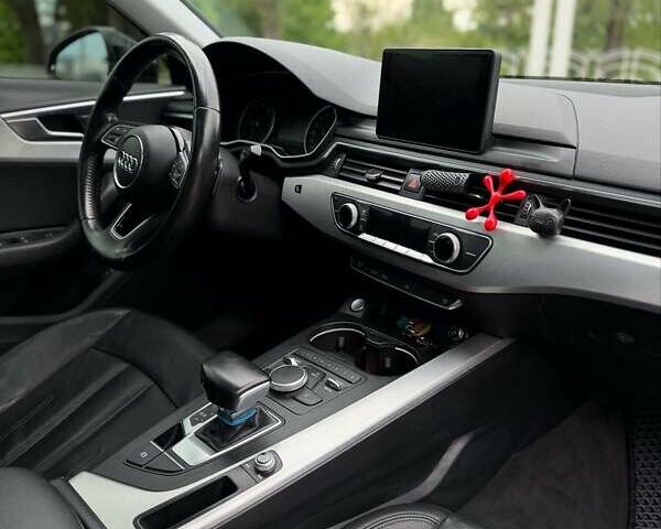 Черный Ауди А4, объемом двигателя 1.98 л и пробегом 140 тыс. км за 16300 $, фото 16 на Automoto.ua