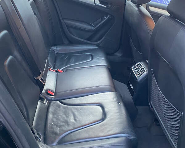 Чорний Ауді А4, об'ємом двигуна 2 л та пробігом 175 тис. км за 12499 $, фото 4 на Automoto.ua
