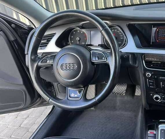 Чорний Ауді А4, об'ємом двигуна 2 л та пробігом 136 тис. км за 10600 $, фото 2 на Automoto.ua
