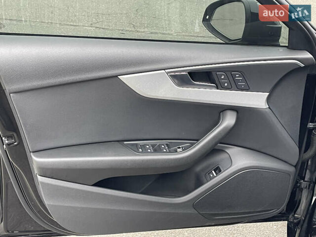 Чорний Ауді А4, об'ємом двигуна 1.98 л та пробігом 142 тис. км за 17300 $, фото 10 на Automoto.ua