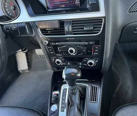 Чорний Ауді А4, об'ємом двигуна 2 л та пробігом 121 тис. км за 10000 $, фото 5 на Automoto.ua