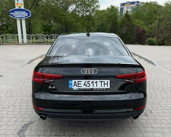 Черный Ауди А4, объемом двигателя 1.98 л и пробегом 140 тыс. км за 16300 $, фото 5 на Automoto.ua