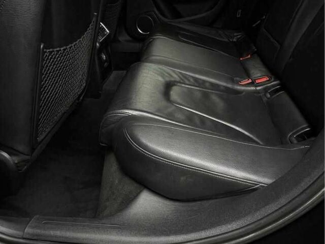 Черный Ауди А4, объемом двигателя 0 л и пробегом 97 тыс. км за 8400 $, фото 7 на Automoto.ua