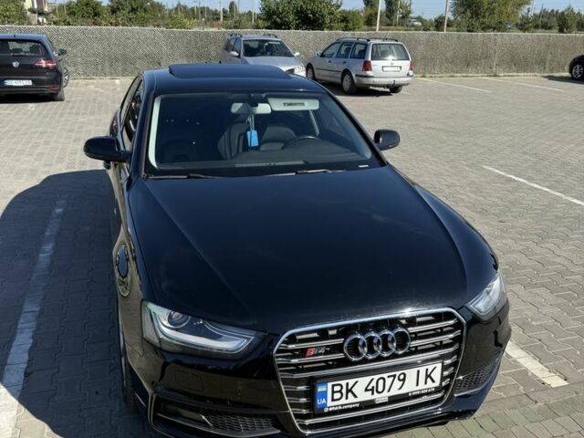 Черный Ауди А4, объемом двигателя 2 л и пробегом 186 тыс. км за 13800 $, фото 2 на Automoto.ua