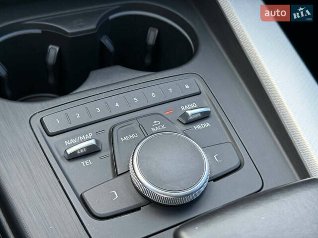 Ауді А4 2015 у Києві на Automoto.ua Чорний Ауді А4, об'ємом двигуна 1.98 л та пробігом 116 тис. км за 17500 $, фото 33 на Automoto.ua