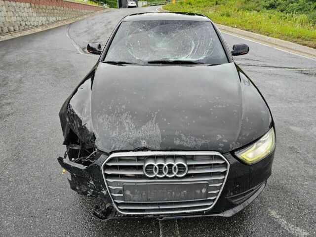 Черный Ауди А4, объемом двигателя 2 л и пробегом 154 тыс. км за 2150 $, фото 1 на Automoto.ua