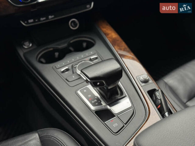 Чорний Ауді А4, об'ємом двигуна 2 л та пробігом 230 тис. км за 14950 $, фото 24 на Automoto.ua