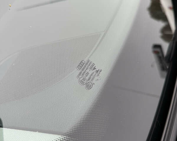 Чорний Ауді А4, об'ємом двигуна 1.98 л та пробігом 156 тис. км за 19700 $, фото 10 на Automoto.ua