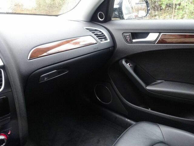 Черный Ауди А4, объемом двигателя 2 л и пробегом 80 тыс. км за 13500 $, фото 21 на Automoto.ua