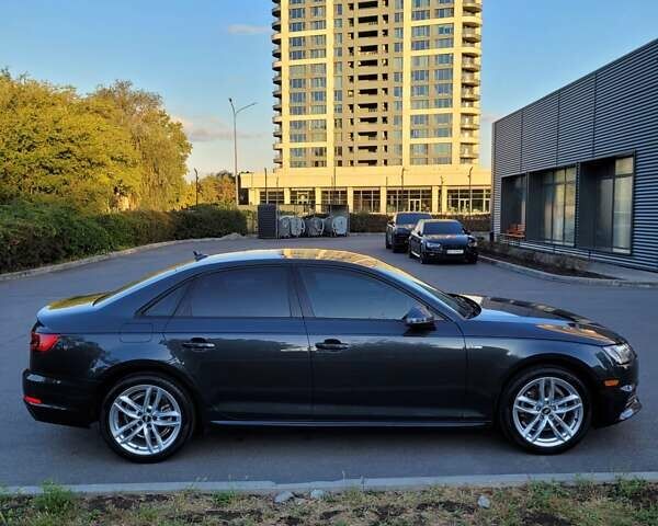 Чорний Ауді А4, об'ємом двигуна 2 л та пробігом 88 тис. км за 19500 $, фото 5 на Automoto.ua