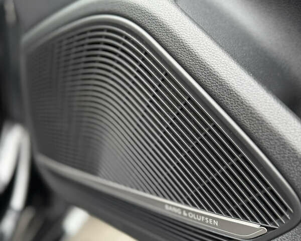 Чорний Ауді А4, об'ємом двигуна 1.98 л та пробігом 156 тис. км за 19700 $, фото 16 на Automoto.ua