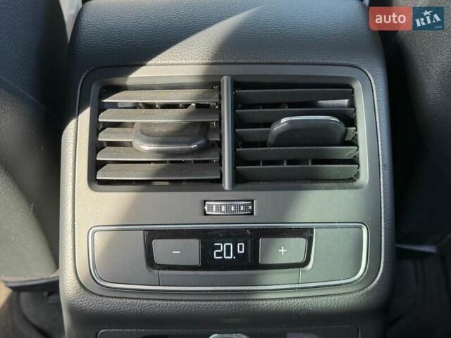 Чорний Ауді А4, об'ємом двигуна 2 л та пробігом 179 тис. км за 16790 $, фото 22 на Automoto.ua