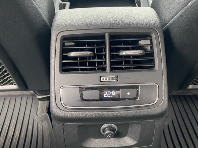 Чорний Ауді А4, об'ємом двигуна 2 л та пробігом 97 тис. км за 18900 $, фото 18 на Automoto.ua