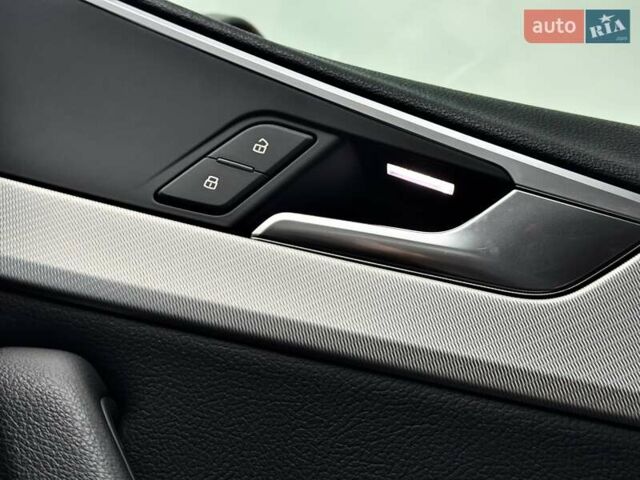 Черный Ауди А4, объемом двигателя 2 л и пробегом 209 тыс. км за 16950 $, фото 63 на Automoto.ua