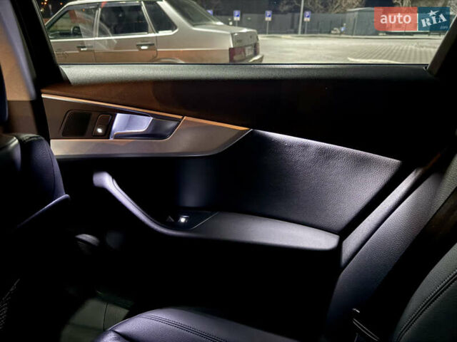 Чорний Ауді А4, об'ємом двигуна 2 л та пробігом 171 тис. км за 16500 $, фото 15 на Automoto.ua