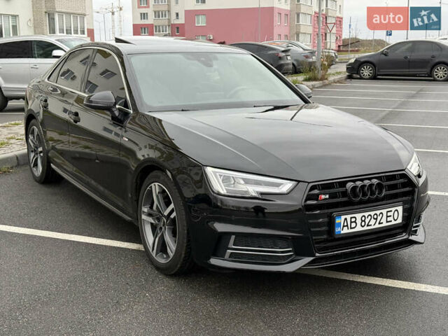 Черный Ауди А4, объемом двигателя 2 л и пробегом 154 тыс. км за 21800 $, фото 5 на Automoto.ua