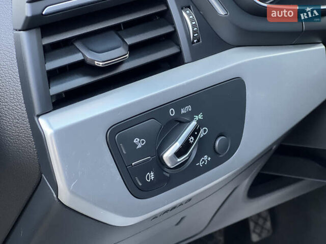 Черный Ауди А4, объемом двигателя 2 л и пробегом 155 тыс. км за 16000 $, фото 41 на Automoto.ua