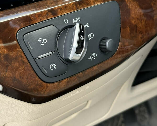 Черный Ауди А4, объемом двигателя 1.98 л и пробегом 215 тыс. км за 17900 $, фото 15 на Automoto.ua