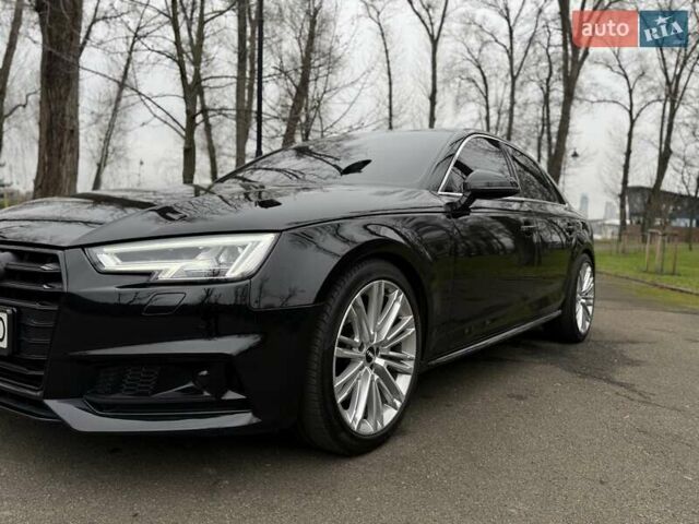 Черный Ауди А4, объемом двигателя 1.98 л и пробегом 175 тыс. км за 17500 $, фото 16 на Automoto.ua