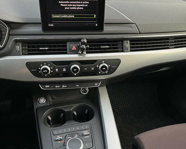 Черный Ауди А4, объемом двигателя 1.98 л и пробегом 120 тыс. км за 17500 $, фото 20 на Automoto.ua