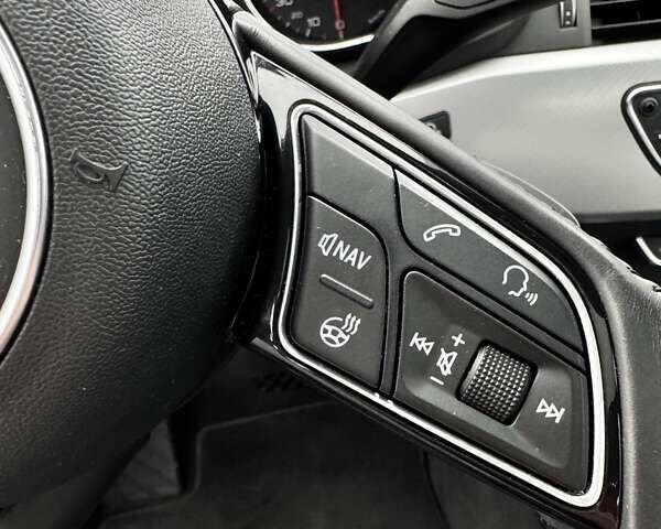 Ауди А4 2016 в Львове на Automoto.ua Черный Ауди А4, объемом двигателя 2 л и пробегом 84 тыс. км за 23499 $, фото 15 на Automoto.ua